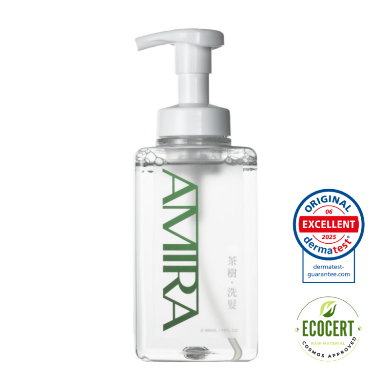 AMIRA A70茶樹洗髮產品照，搭配ECOCERT有機認證與DERMATEST認證標誌
